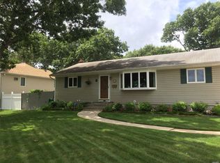 294 Tree Rd, Centereach, NY 11720