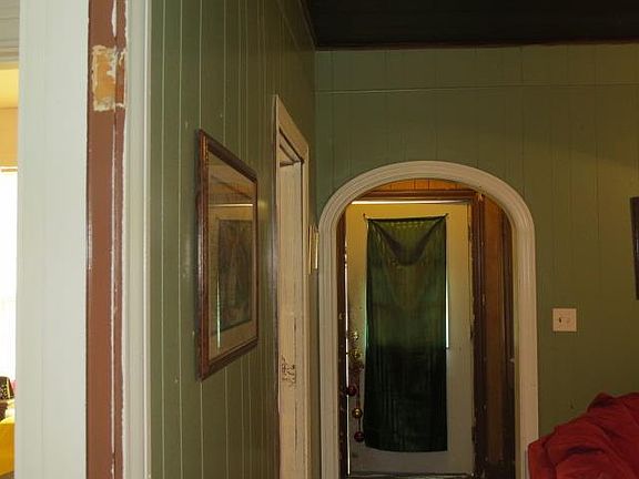 2nd image of 1000 W Main St