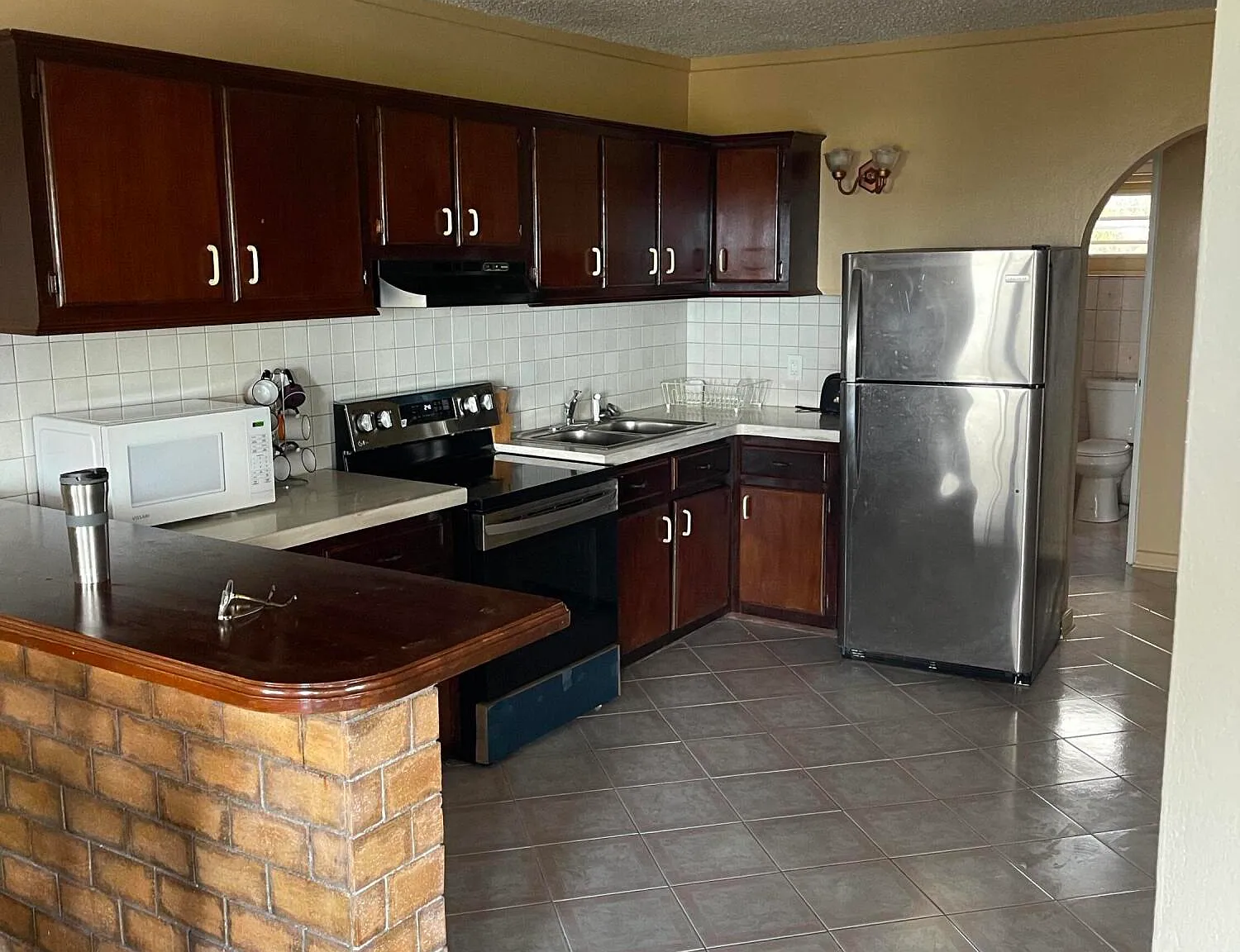 2 bed, $2,000 — Photo 2
