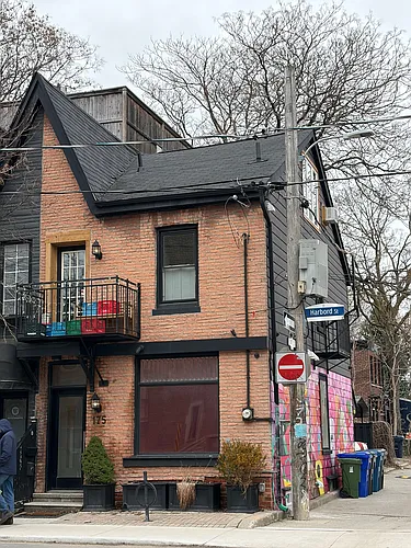 175 Harbord St Photo 1