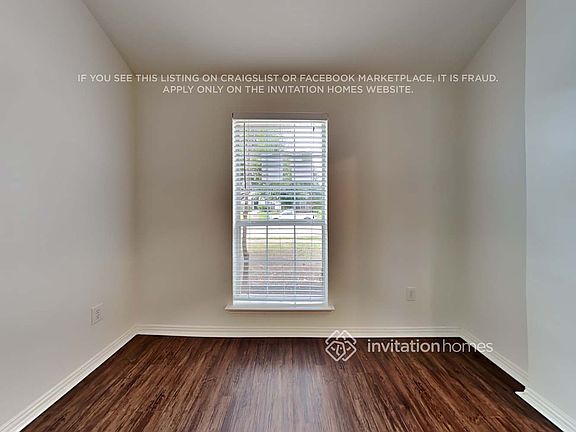 4th image of 8010 Munich Dr