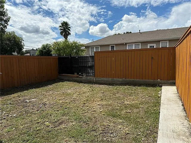 404 Polk St — Photo 12