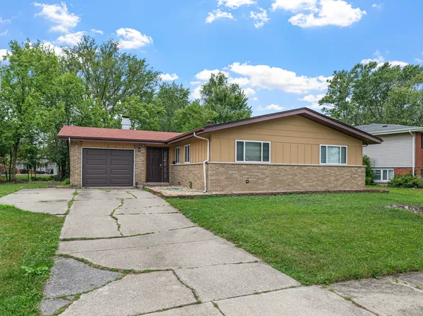 302 Springfield St, Park Forest, IL 60466