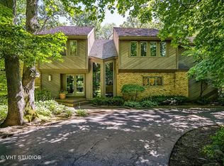 395 Cedar Ave, Highland Park, IL
