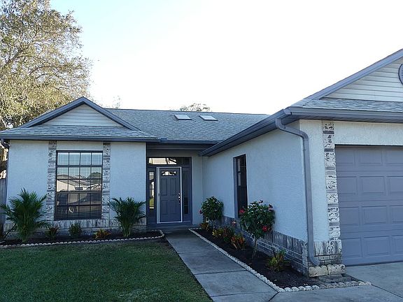 2nd image of 1425 Brook Dr
