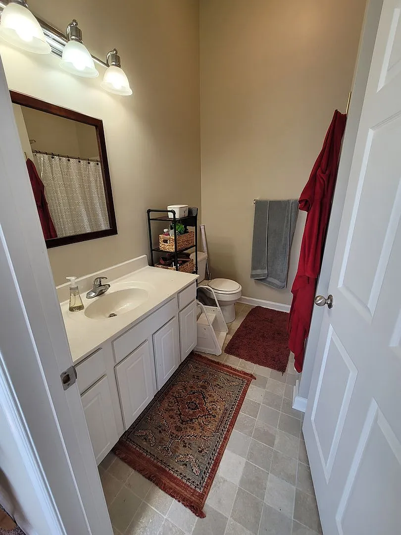 2300 N Calvert St — Photo 3