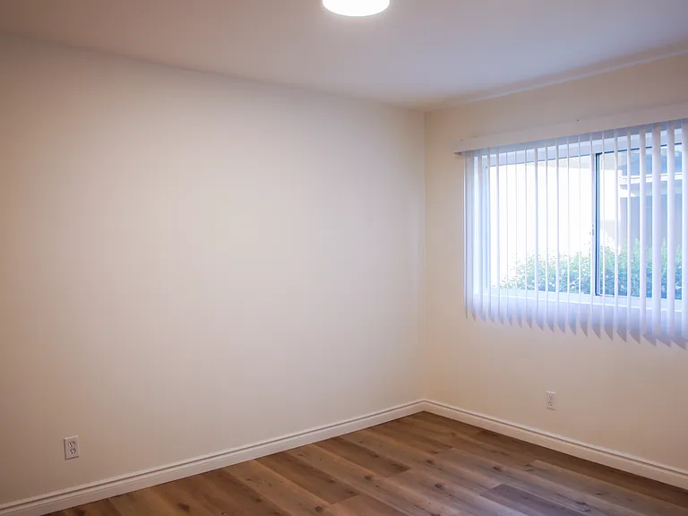 Jessie Street Apartments — Photo 7