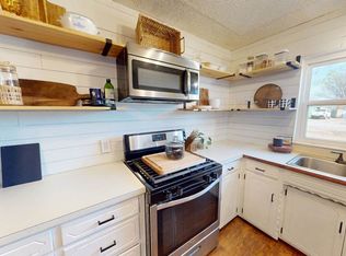 1414 Jackson St, Perry, OK 73077