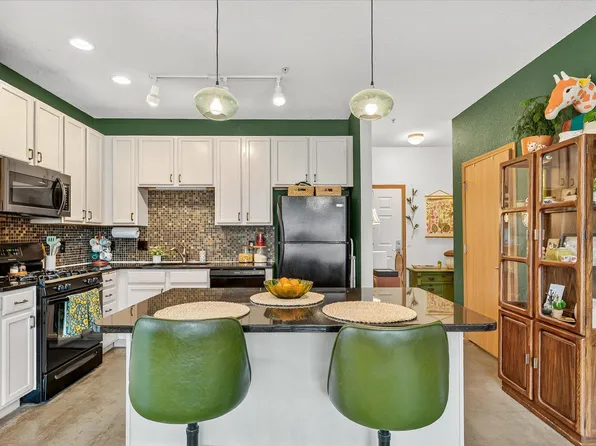 2929 21st Ave S APT 201, Minneapolis, MN 55407