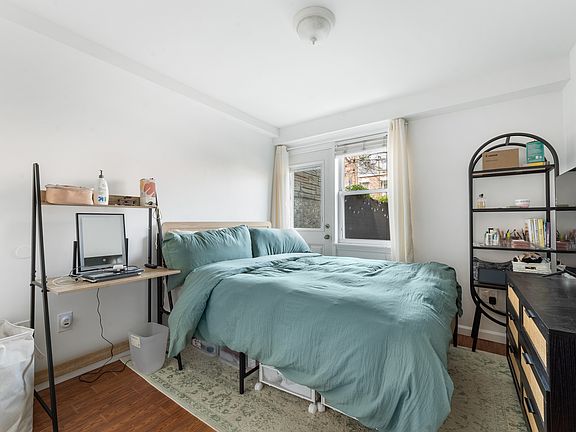 2nd image of 2838 50th St #1