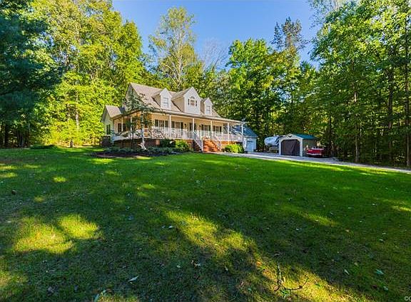 4th image of this home