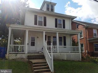 346 W High St, Womelsdorf, PA 19567