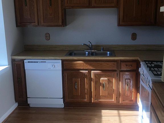 4th image of 5208 Quince Ct