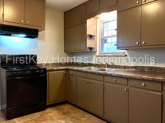 2nd image of 5120 E 42nd St