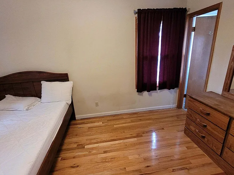 224 Price St — Photo 9