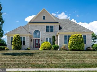940 Wetherburn Dr, York, PA 17404