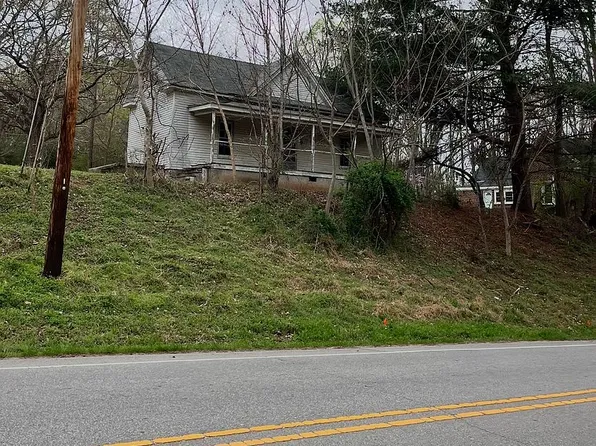 817 N Main St, Wake Forest, NC 27587