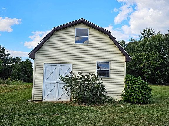 4th image of 1669 E Moffett Ln