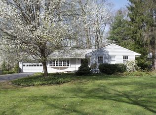 12 Woodland Dr, Princeton, NJ