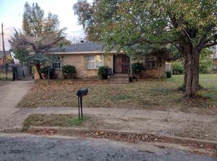 1800 Meadowhill Cv, Memphis, TN 38106