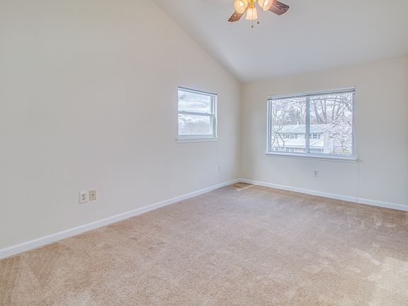 5th image of 4716 Mercury Dr