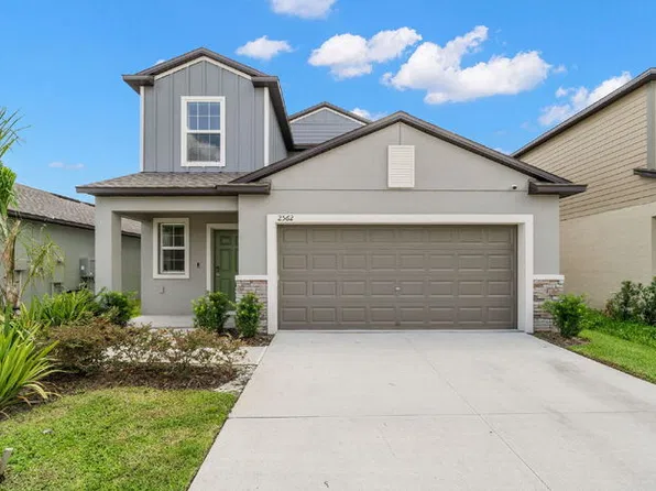 2562 Leonia Ln, Zephyrhills, FL 33541