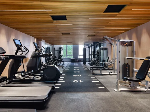 368 Third Avenue image 13 of 19