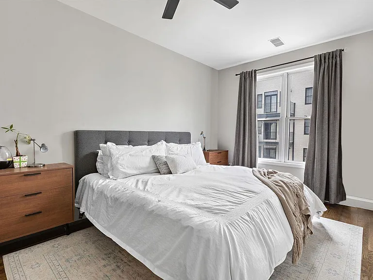 901 Madison St #5C — Photo 14