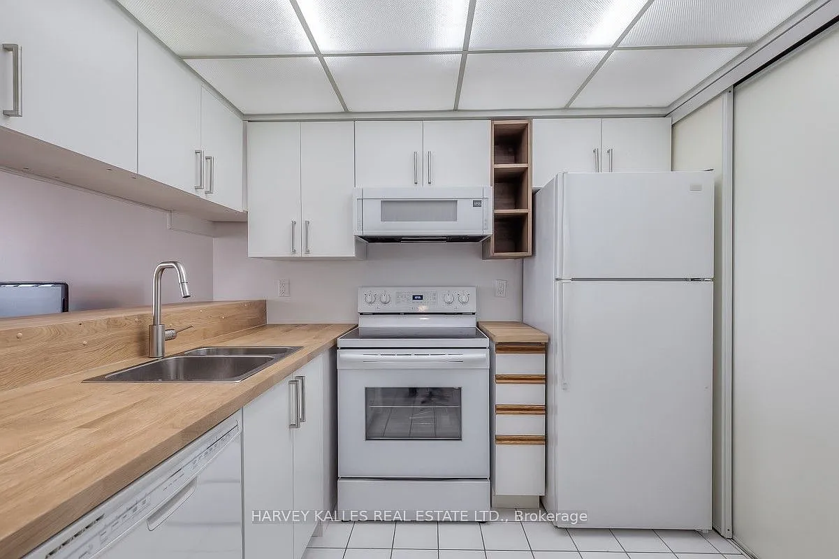 2 bed, $2,500 — Photo 4