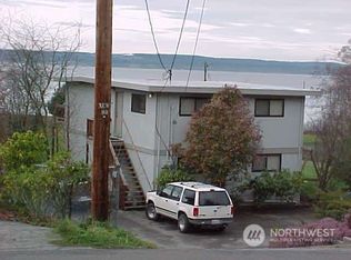 19704 Soundview Dr NW, Stanwood, WA 98292