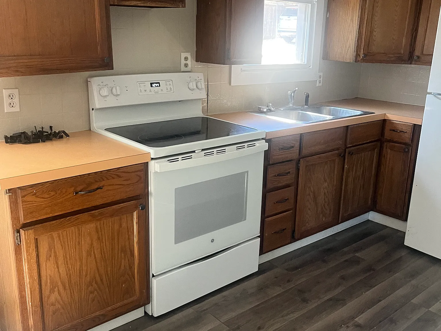 2 bed, 670 sqft, $675 — Photo 3
