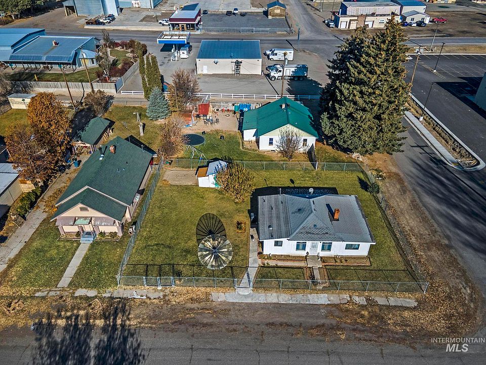 457 Park St, Hazelton, ID 83335 Zillow