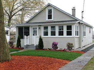 112 Everleth Ave, Warwick, RI 02888