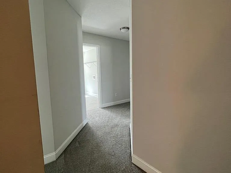 423 Fairview Cir — Photo 13