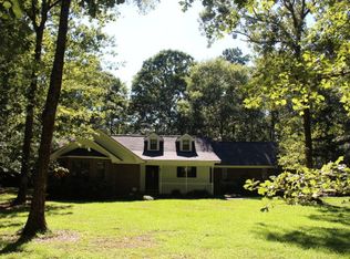 37 Garys Ln, Laurel, MS 39443