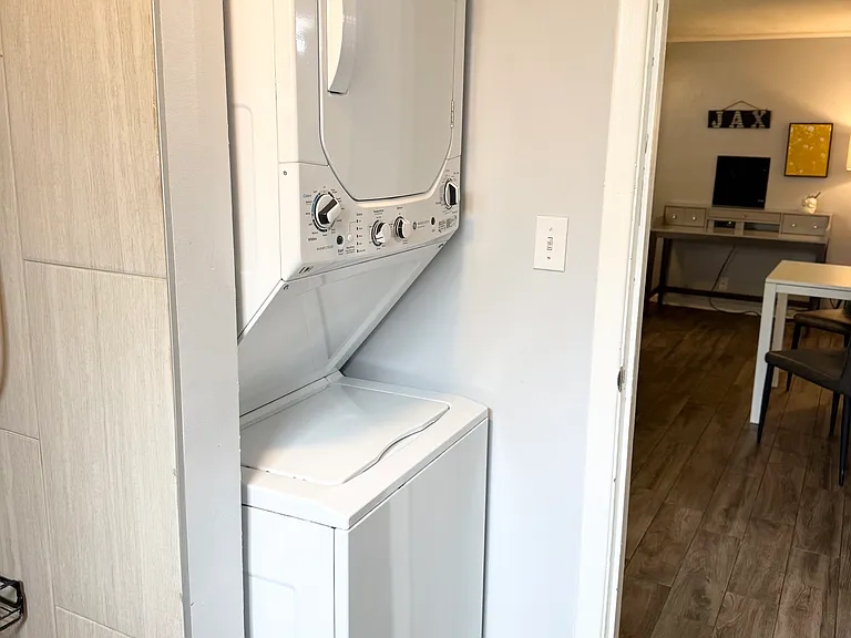 2320 Vista Ave — Photo 25
