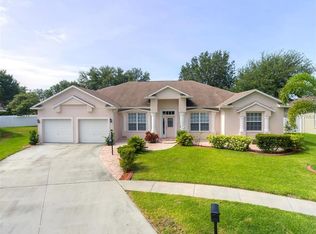 3913 Smoke Rise Ct, Valrico, FL 33594