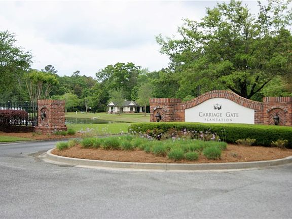3rd image of 133 Belmont Cir