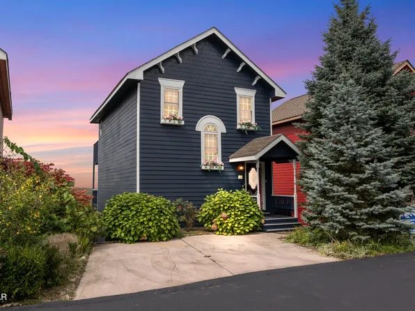 1386 Ski View Dr APT 111, Gatlinburg, TN 37738