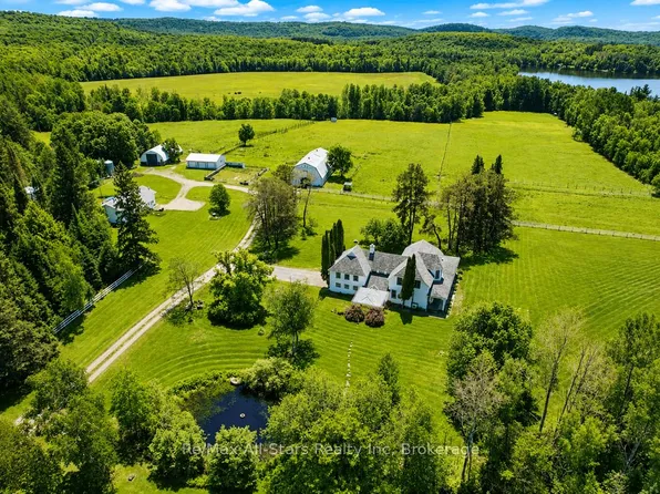 2383 Highway 60, Lake Of Bays, ON P1H 2J6