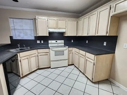 7933 Wolverine Dr — Photo 6