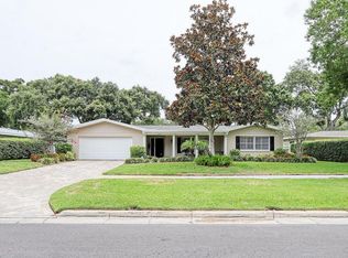 220 Sarasota Rd, Belleair, FL 33756