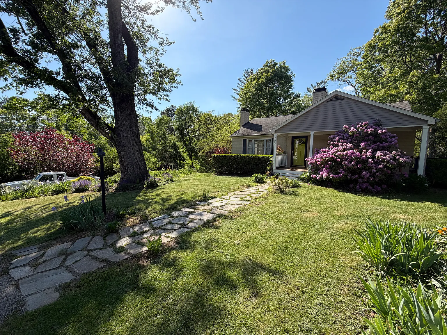 3 bed, 2000 sqft, $800 — Photo 2