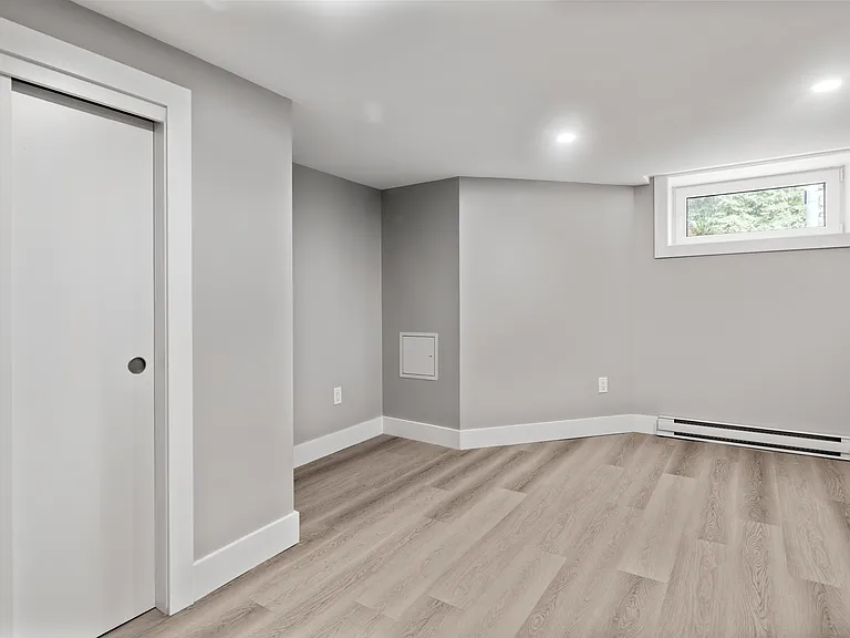 190 Glebe Ave #1 — Photo 13