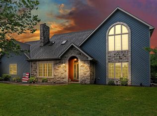 11702 246th Ct, Trevor, WI 53179