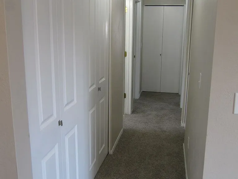 5205 9th Ct SE — Photo 9