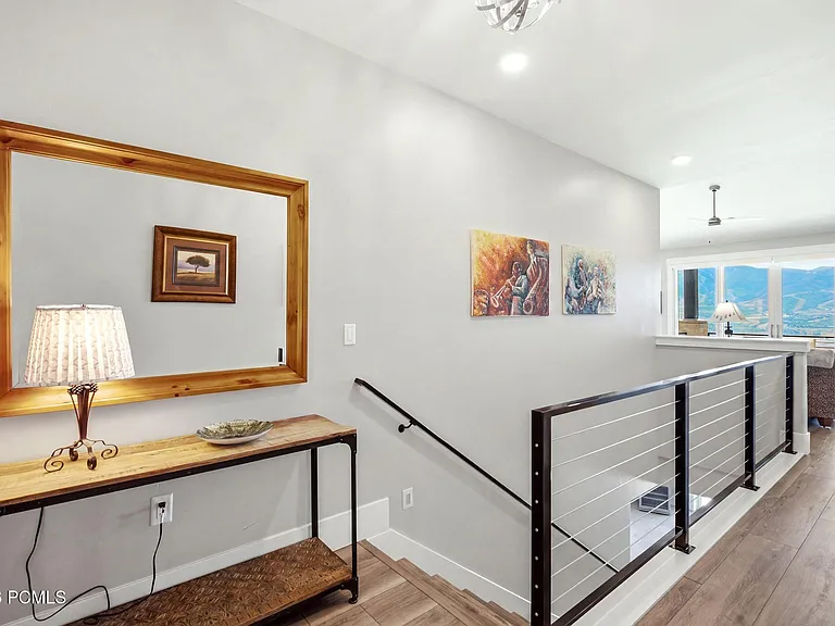 11293 N Shoreline Dr — Photo 3