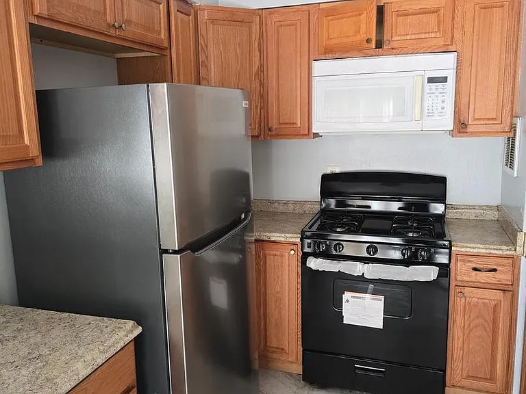 1832 Metzerott Rd #306 — Photo 4