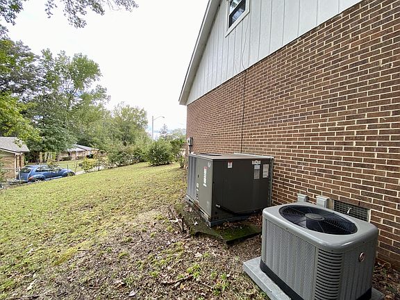 4th image of 2501 Shannon Court
