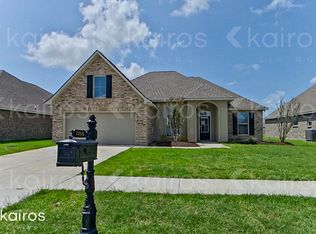 3208 Rosehill Dr, Lake Charles, LA 70607